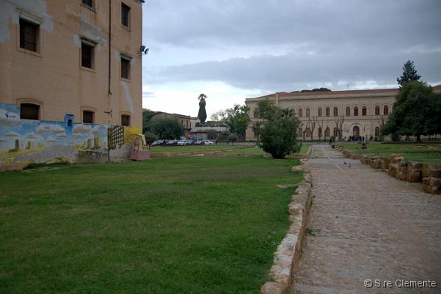 03_SC93541.jpg - A